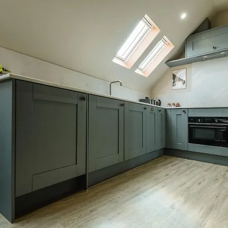 Westbury Collection - The High Street Retreat * Bristol